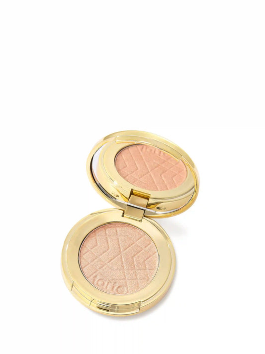 travel-size Amazonian clay shimmering light