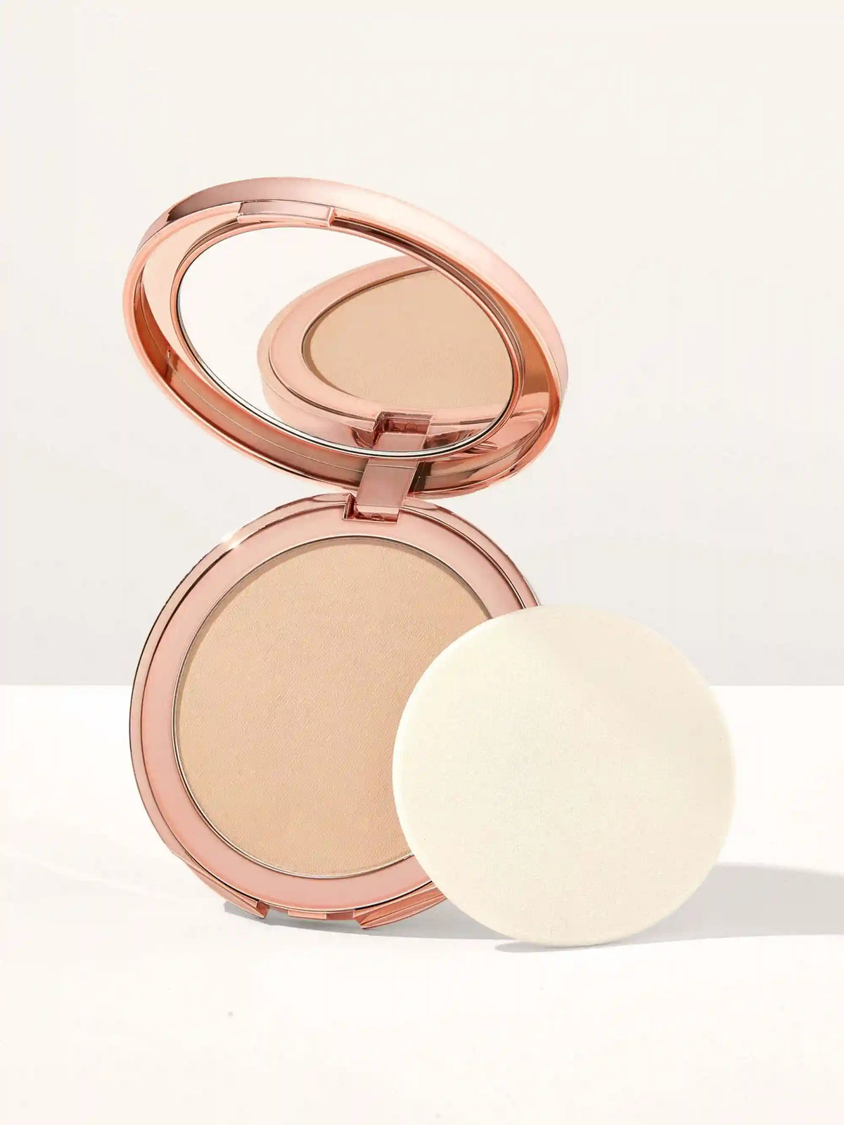 smooth operator™ Amazonian clay tinted pressed finishing powder